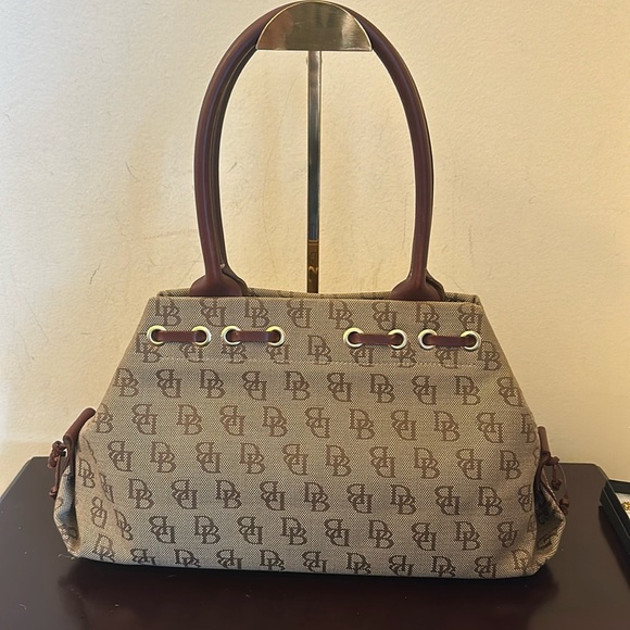 Dooney and Bourke bag. GUC!! - Picture 8 of 9